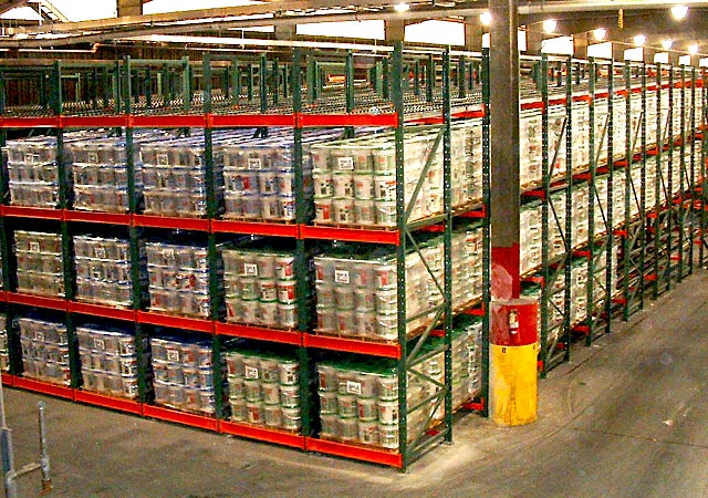 Pallet flow rack systems
