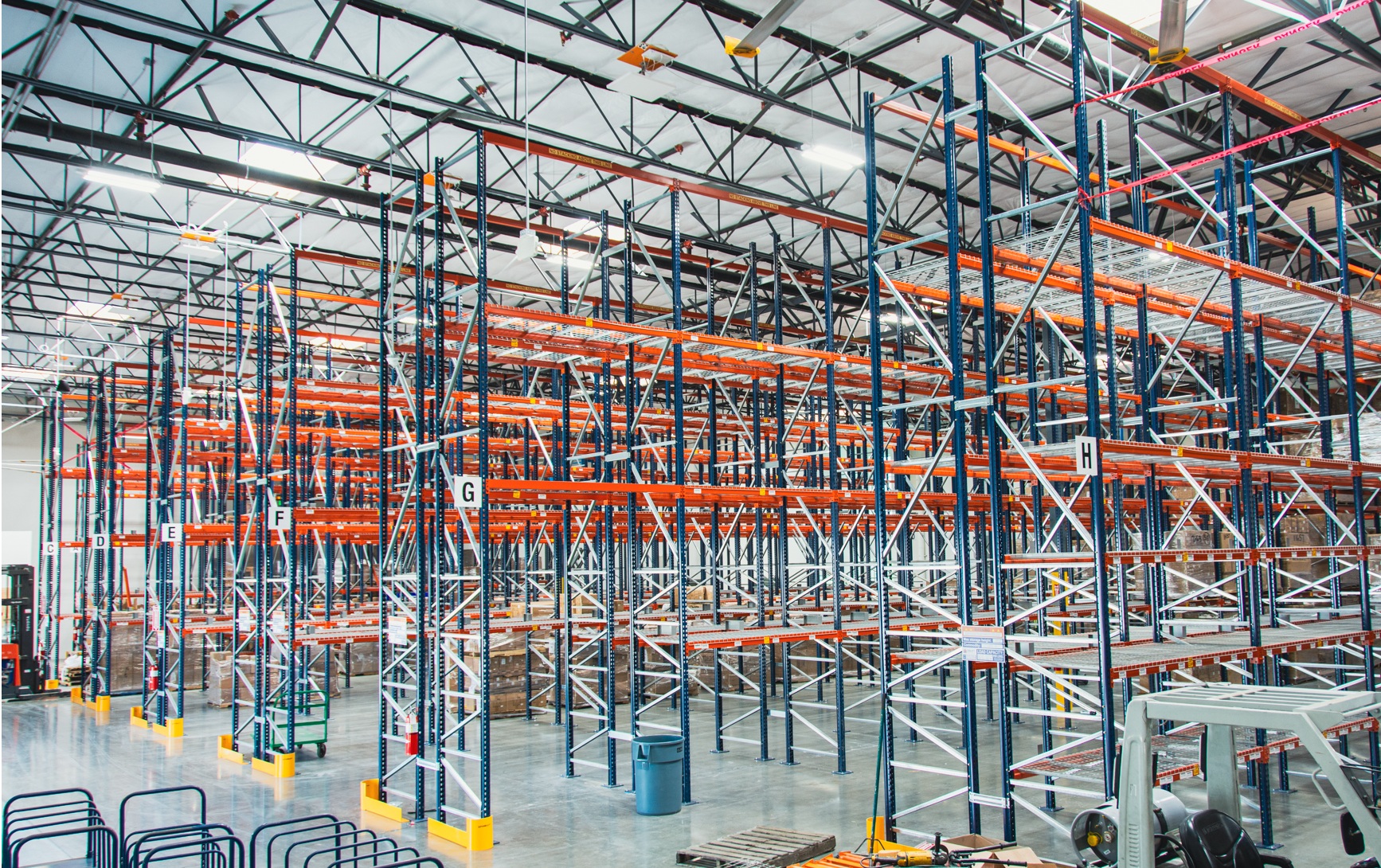 Warehouse pallet racks in Cincinnati, OH